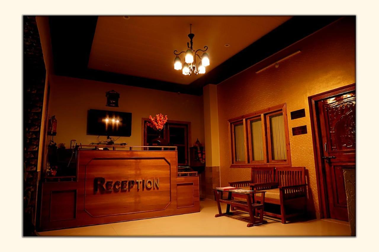 Hotel The Ranikhet Continental Extérieur photo
