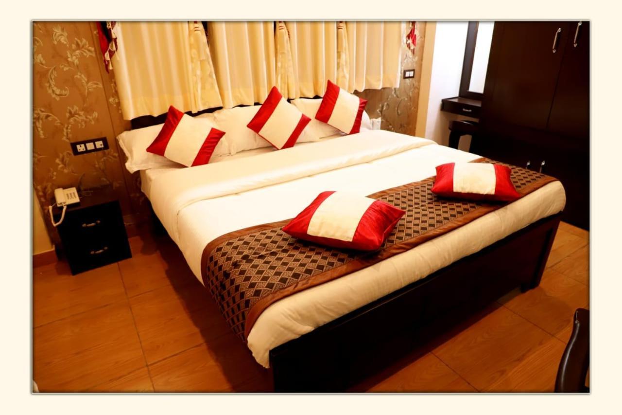 Hotel The Ranikhet Continental Extérieur photo